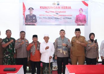 Kunjungan Perdana ke Tanah Merah, Kapolres Bangkalan Dengarkan Langsung Keluhan Masyarakat