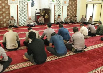 Polres Bangkalan Bekali Personil Dengan Tausiyah ‘Perbaiki Kualitas Ibadah’